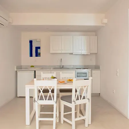 Ikia Kriton * Imerovigli (Santorini)